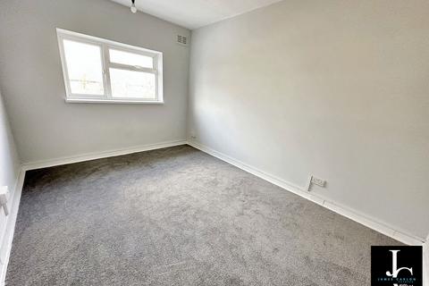 70 James Way, Donnington, Telford, TF2 8AX