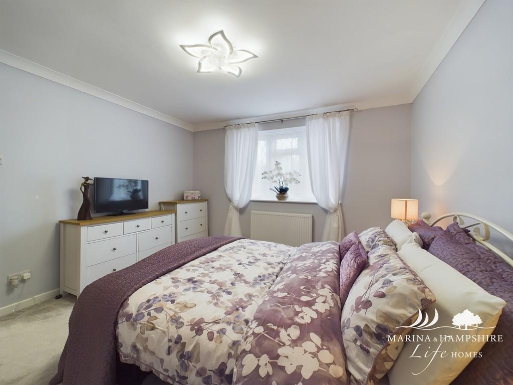 Cam03691 g0 pr0029 still014