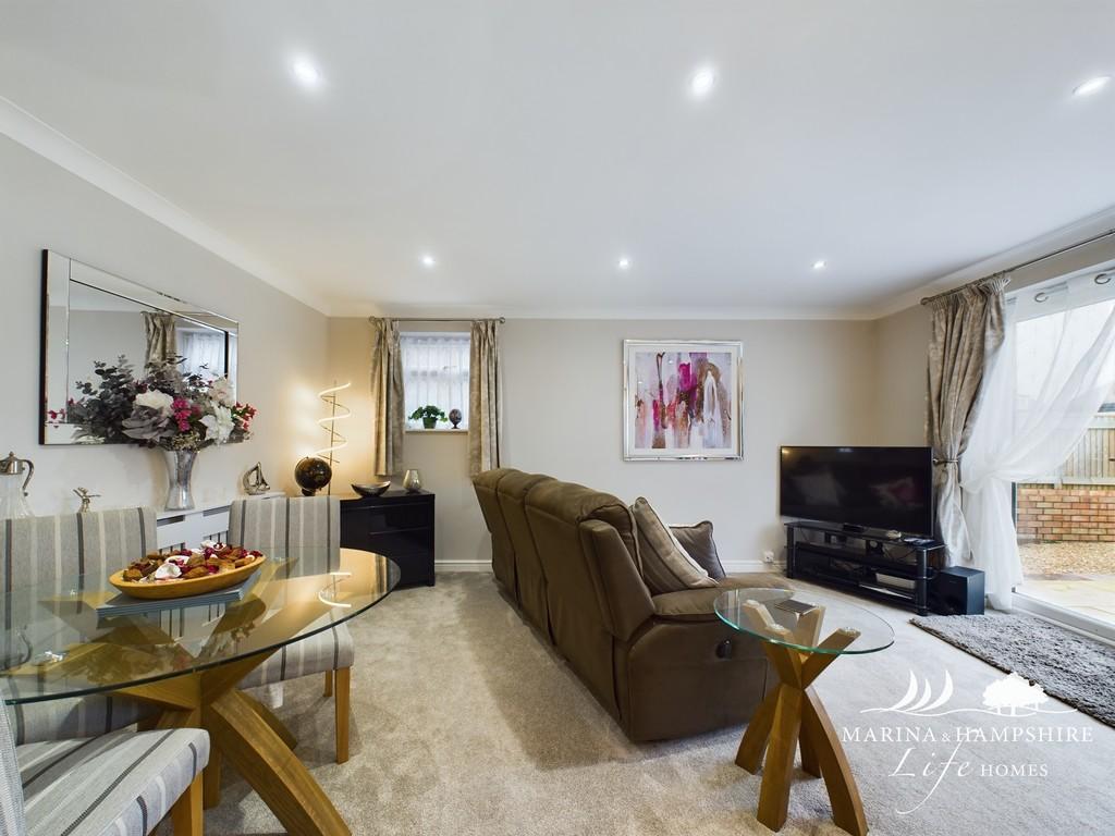 Cam03691 g0 pr0029 still018