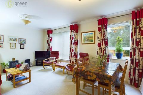 2 bedroom apartment for sale, Four Oaks Road, Sutton Coldfield B74