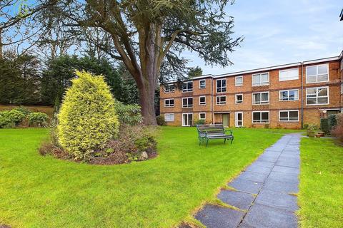 2 bedroom apartment for sale, Four Oaks Road, Sutton Coldfield B74