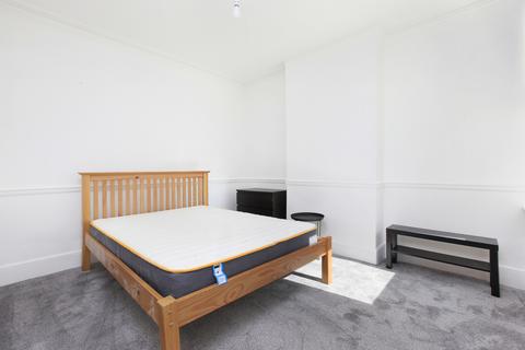 3 bedroom maisonette for sale, Oakmead Road, Balham, London