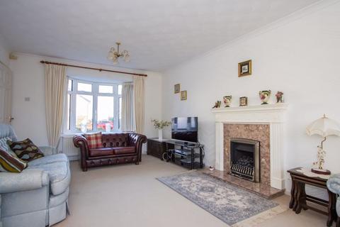 4 bedroom detached house for sale, Whitcliffe Drive, Penarth