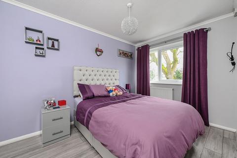 59 Foxley Close, Blackwater, Camberley, GU17 0JY
