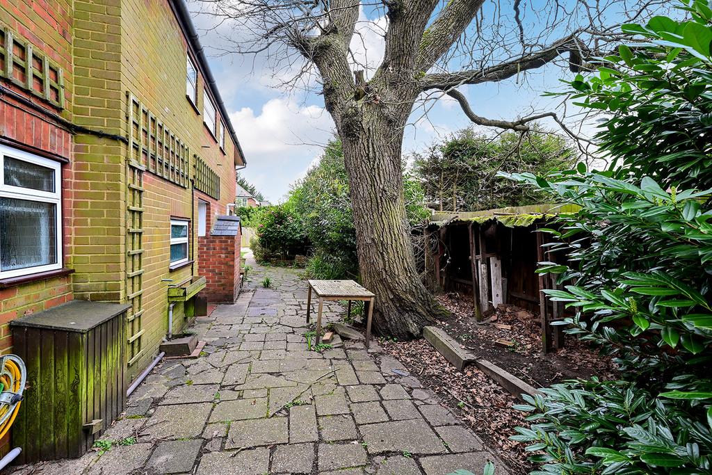 65 Frogmore Rd (13)