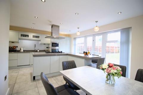 5 bedroom detached house for sale, Skip Lane, Walsall