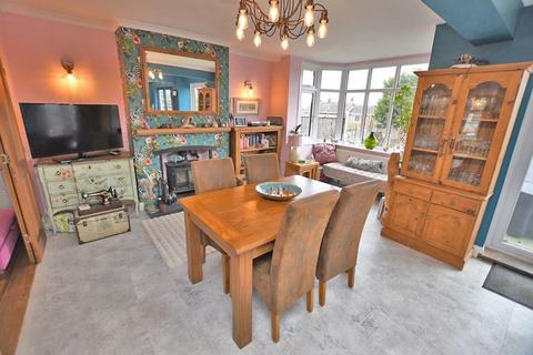 5 bedroom semi-detached house for sale, Downs Road, Maidstone