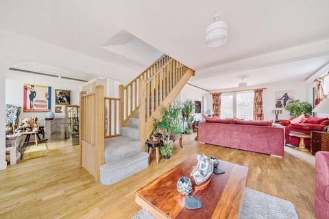 11 Ferguson Close, Hythe, CT21 5QL