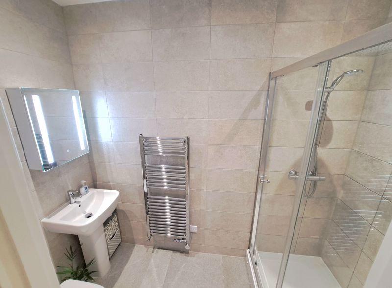 Master Bedroom En