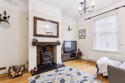 4 bedroom character property for sale, George Street, Markyate