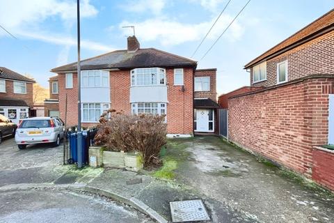 3 bedroom semi-detached house for sale, Buckingham Gardens, Edgware