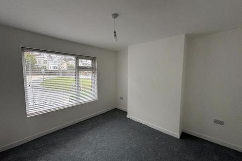 3 bedroom semi-detached house to rent, Bangor, Gwynedd