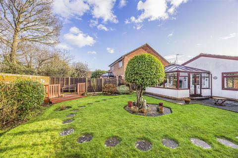 3 bedroom detached bungalow for sale, Woodlands Avenue, Havant PO10