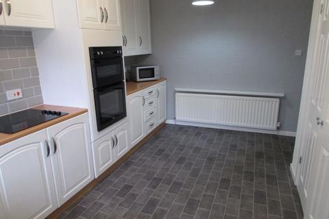 2 bedroom semi-detached house to rent, Fir Lane, Oldham