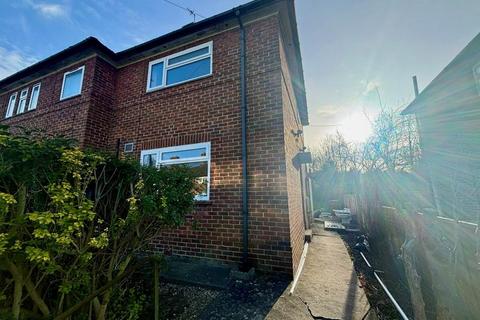 2 bedroom end of terrace house to rent, Fettiplace Road,  Headington,  OX3