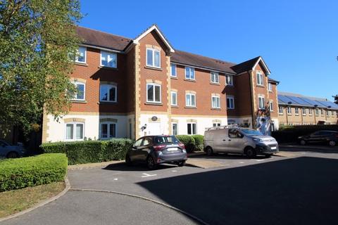 12 Drew Place, Caterham, CR3 5FE