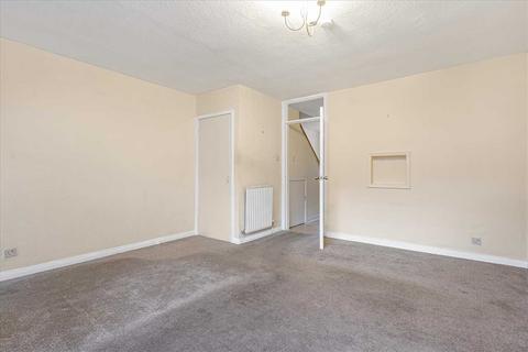 2 bedroom terraced house for sale, 24 Avon Drive, EH49 7QL