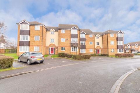 1 bedroom apartment for sale, Falcon Close, Dunstable