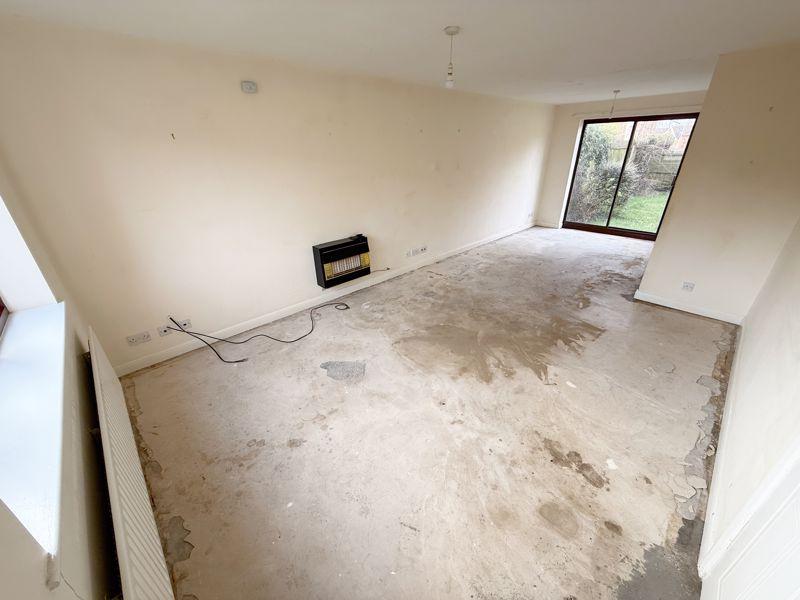 Sitting Room /...