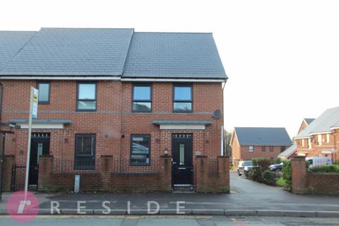 3 bedroom townhouse for sale, Manchester Road, Rochdale OL11