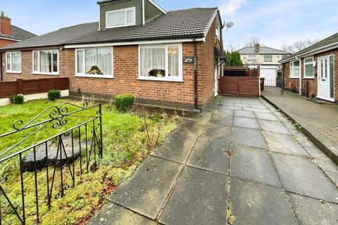 3 bedroom semi-detached bungalow for sale, Lynton Lea, Manchester