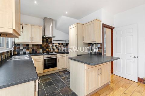 4 bedroom terraced house to rent, Hazelwood Road, Enfield, EN1