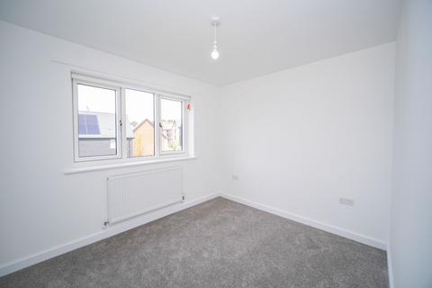 3 bedroom terraced house to rent, Goodwood Crescent, Crowthorne