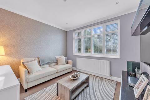 4 bedroom detached house for sale, Woodlea Drive, Bromley