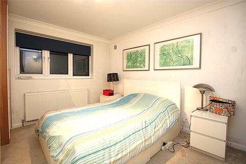 3 bedroom maisonette for sale, Hurst Road, West Molesey, Surrey, KT8