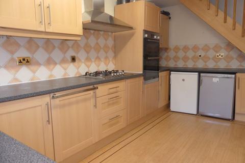 3 bedroom semi-detached bungalow for sale, Farrowdale Avenue, Oldham OL2