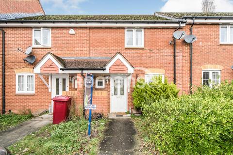 2 bedroom terraced house to rent, Swallows Croft, RG1 6EH