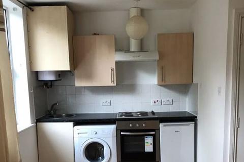 Studio to rent, One bedroom flat to let in Harlesden