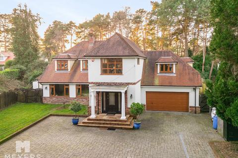 5 bedroom detached house for sale, Ferndown BH22