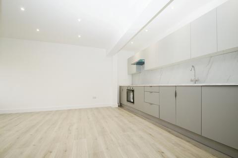 2 bedroom flat to rent, Buckingham MK18