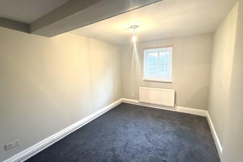 1 bedroom flat to rent, Grange Court