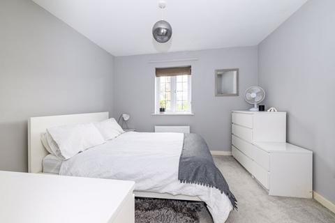 2 bedroom flat for sale, Sherlock Shaw, Crowborough