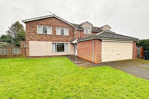 4 bedroom detached house for sale, Manor Road, Lower Moor