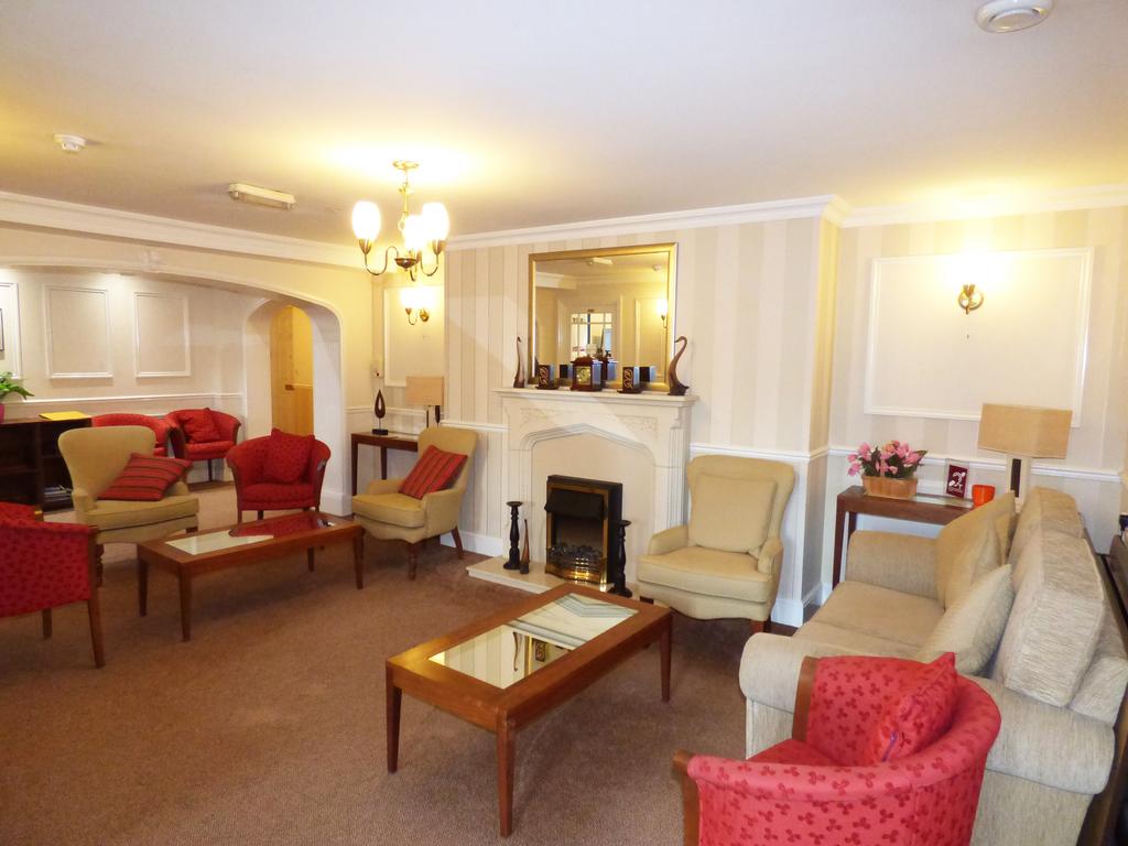 Communal lounge