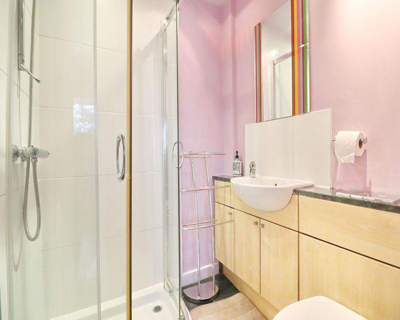 En Suite 3