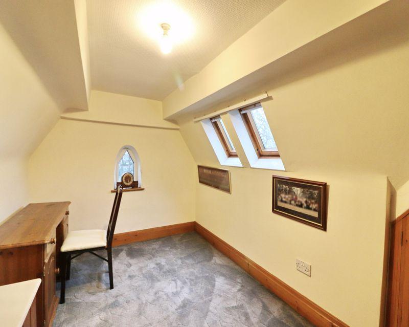 Attic Room/Bedroom 6
