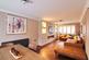 Lounge/Dining Area