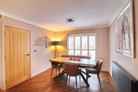 10 Yarn Close, Worsley, Manchester, M28 3UG