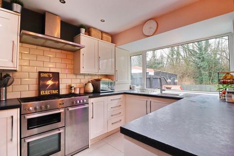 3 bedroom semi-detached house for sale, Hyde Road, Manchester M28