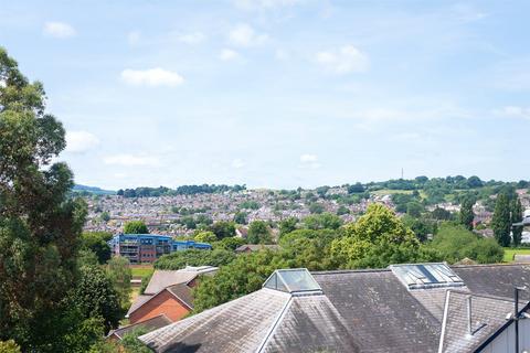 9 Bartholomew Terrace, Exeter, EX4 3BW