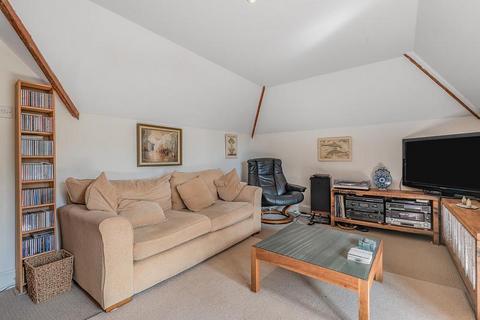 2 bedroom apartment for sale, Farnham Lane, Haslemere, Surrey, GU27