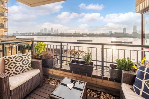 2 bedroom apartment for sale, Towerside, Wapping High Street, London, E1W