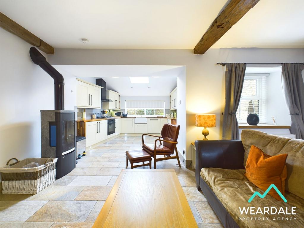 Living/Dining Area