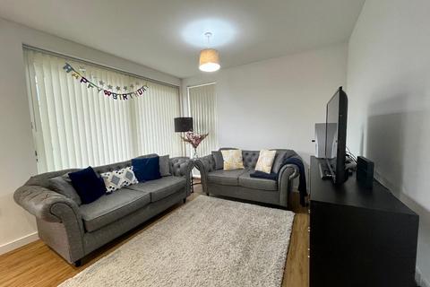 2 bedroom apartment to rent, City Road, Hulme, Manchester, M15 5GH