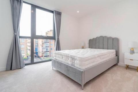 1 bedroom apartment to rent, Damsel Grove, London, N4 2UG