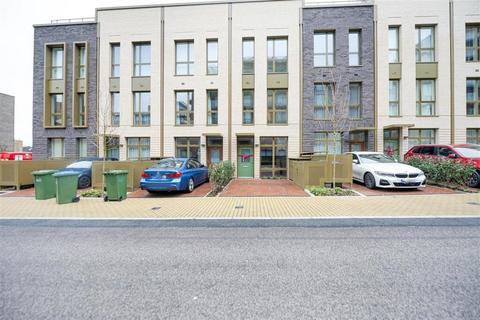 4 bedroom house to rent, Kidbrooke Village, London, SE3 9BU